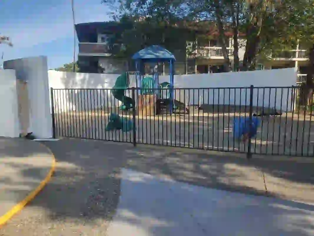 Children's playground at Mariners Green 2